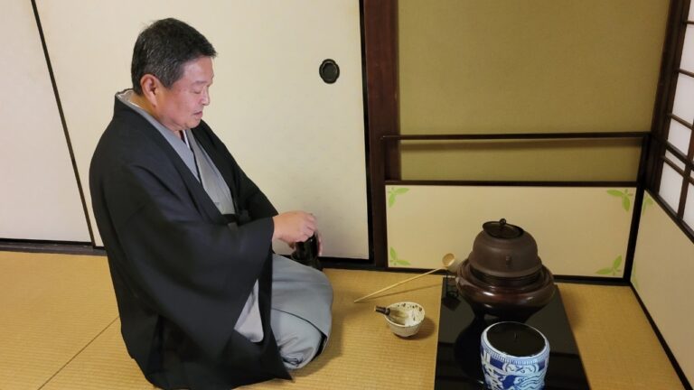 秋の体験茶会開催（無料）