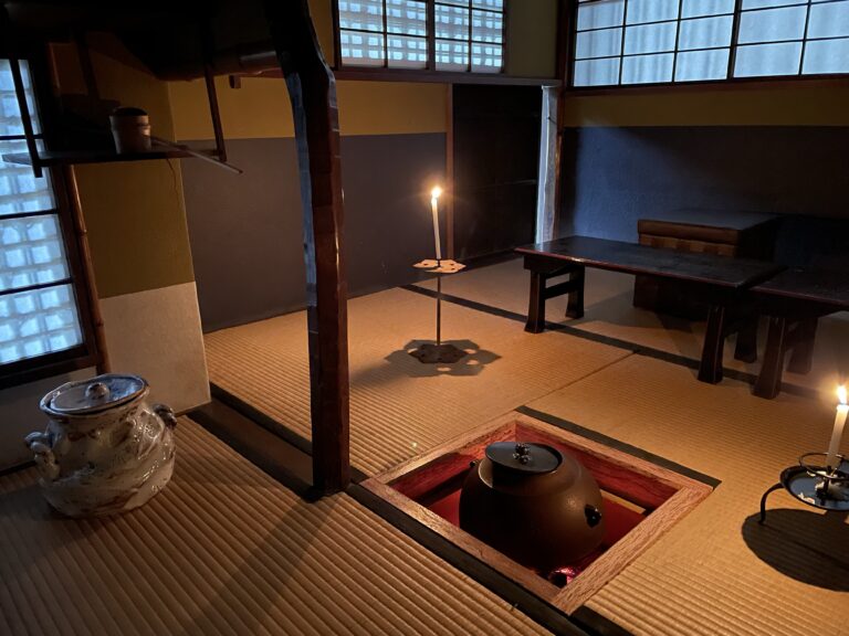 小間を使った獨楽庵茶会