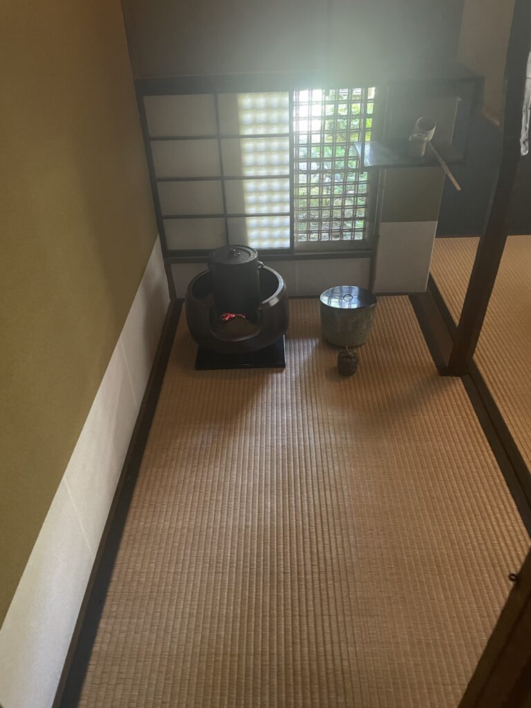 初風炉の獨楽庵