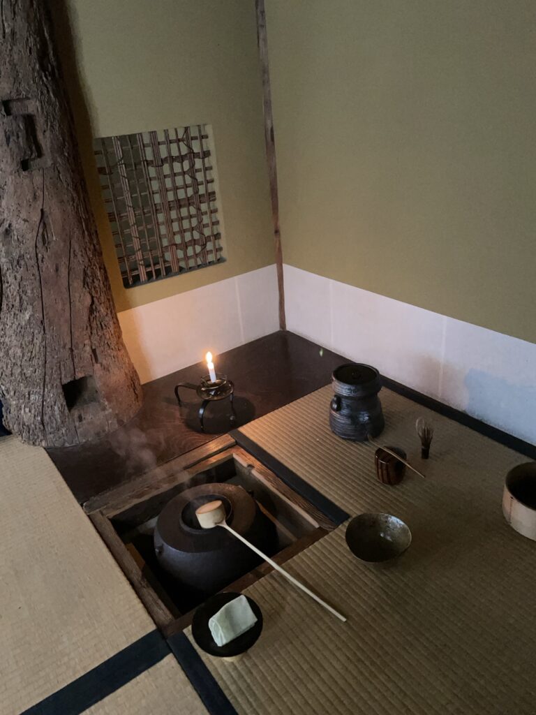 塵と炉縁の関係について